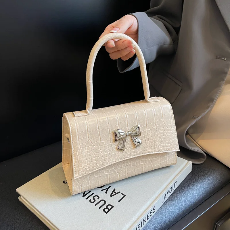 Fashion niche design bow bag women's shoulder crossbody small square bag