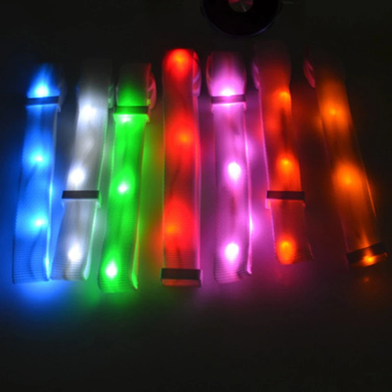 200pcs Sound Activated LED Glow Bracelet Light Up Glowing Wristband for Concerts Party Bars Culb Night Event Decoration