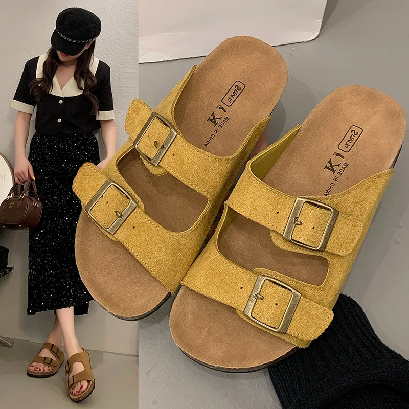 

2026 Summer Women's Thick Sole Casual Sandals for Lazy Outdoor Wear, Soft Soles, Trendy Flip-Flops