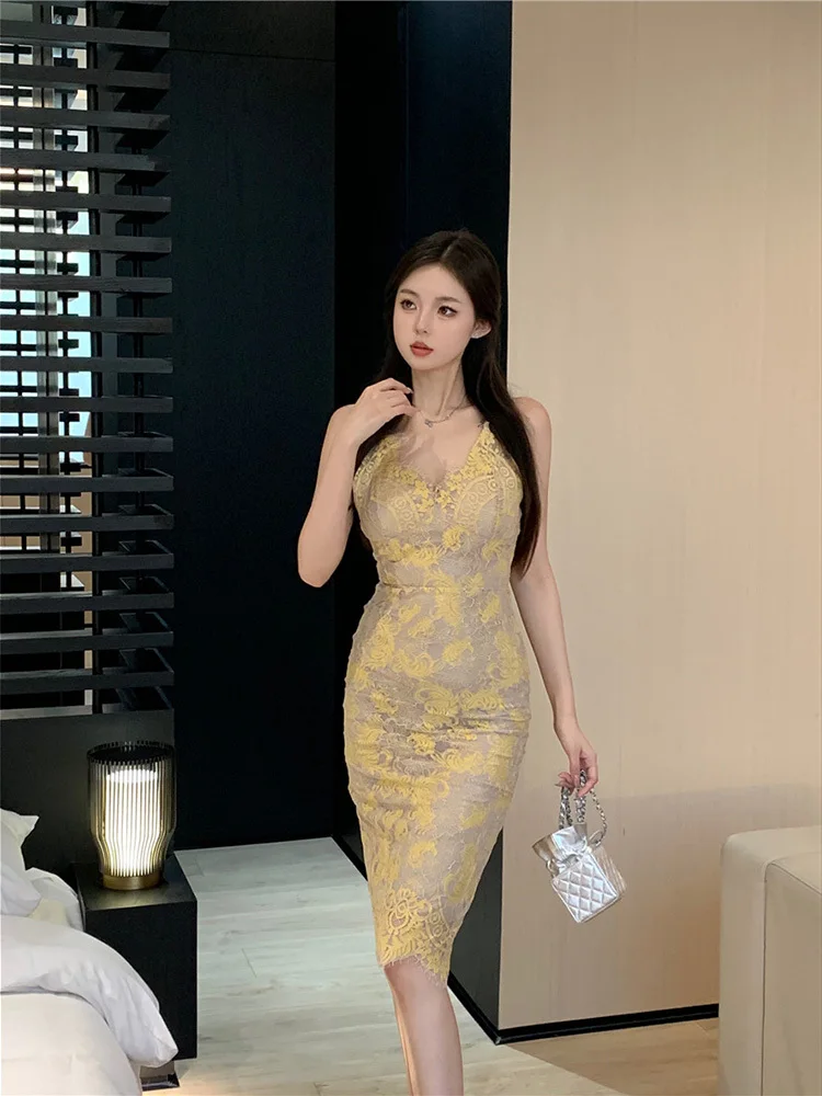 Sexy Suspenders Bodycon Pencil Lace Dresses Women Korean Sheath Casual Slim Hollow out Party Dress Simple Vestidos