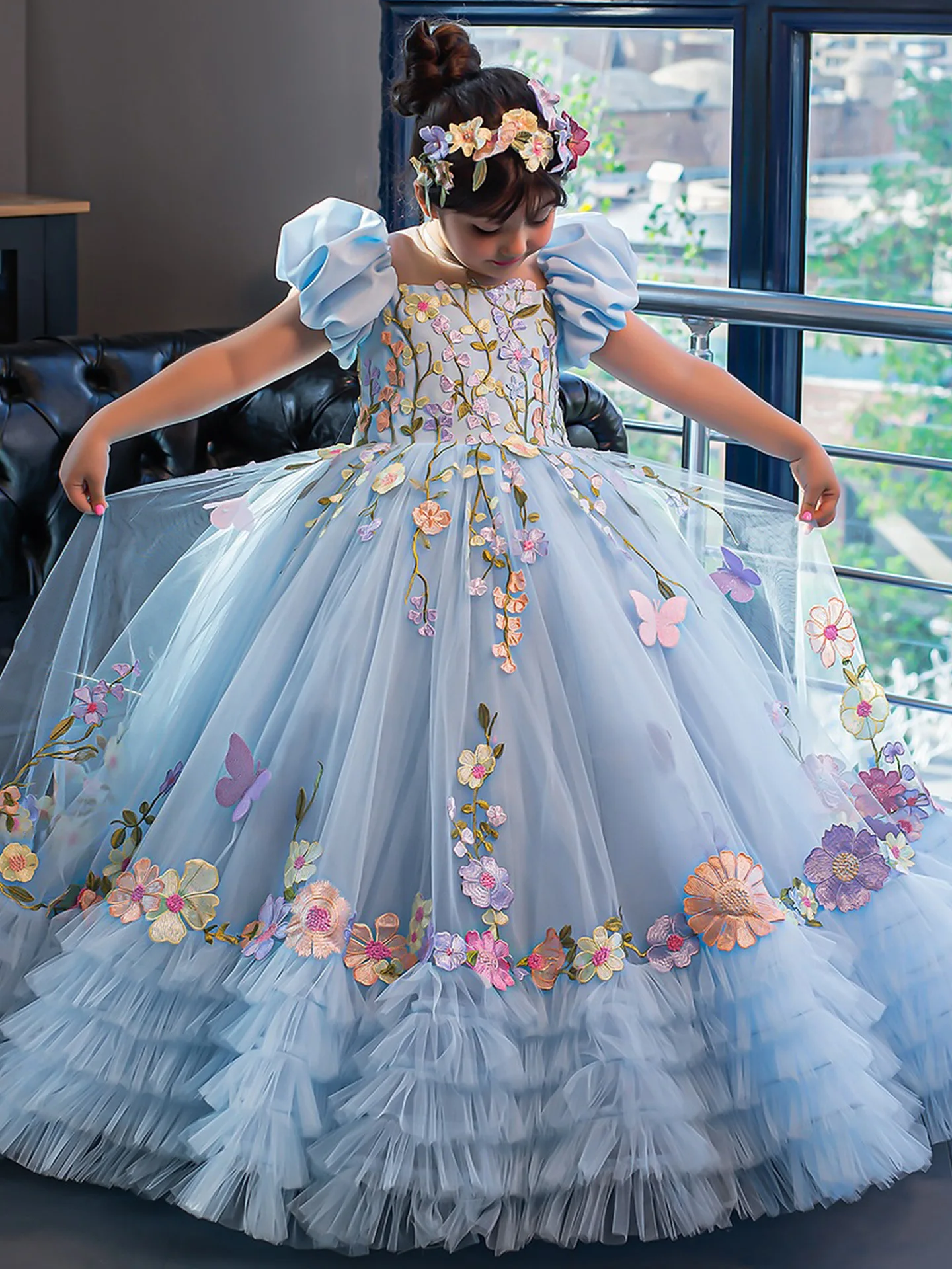 

Платье с пышными рукавами для девочек с цветочной вышивкой цветов и бабочек, многослойная тюлевая юбка — элегантное праздничное платье принцессы