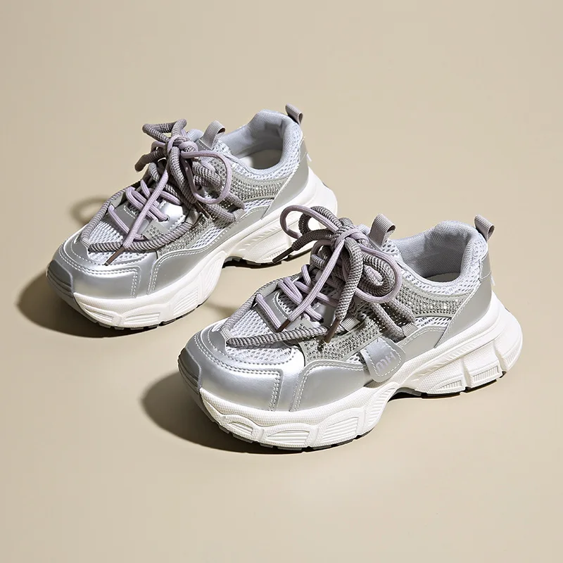 Zapatillas de deporte de suela gruesa de malla transpirable para mujer, zapatos deportivos informales ligeros y versátiles de estilo veraniego que aumentan la altura