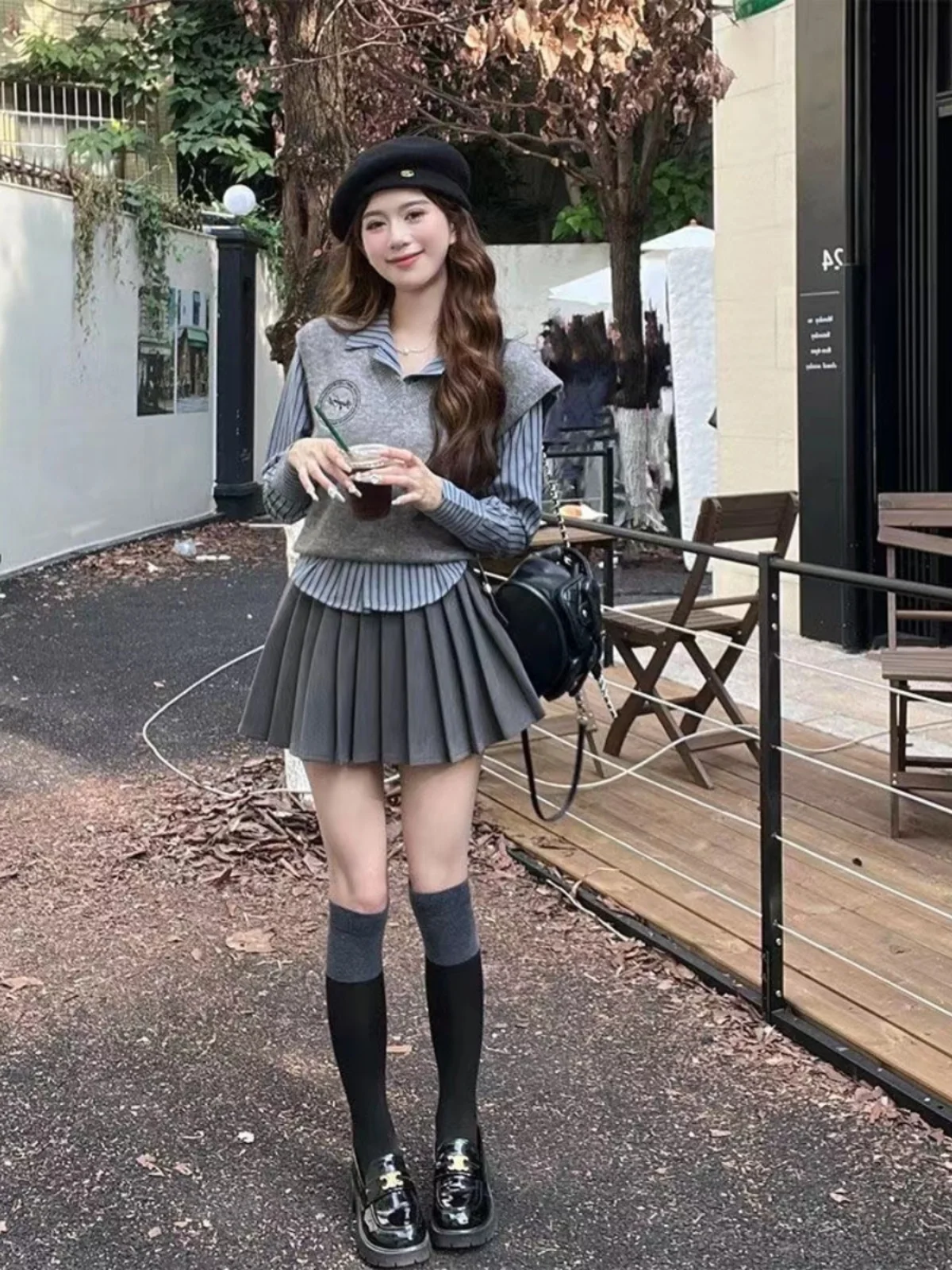 Faionable Knitted Set for Women High Waist Pleated Skirt Long Sve Striped irt Autumn New Sle College Wind Ensemble