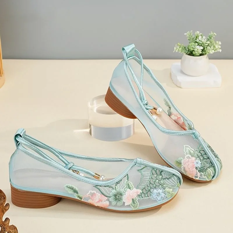 

Новые летние женские туфли из марлевой сетки на низком каблуке с вышивкой, Zapatos De Mujer, дышащая обувь в китайском стиле с неглубоким ремешком на щиколотке