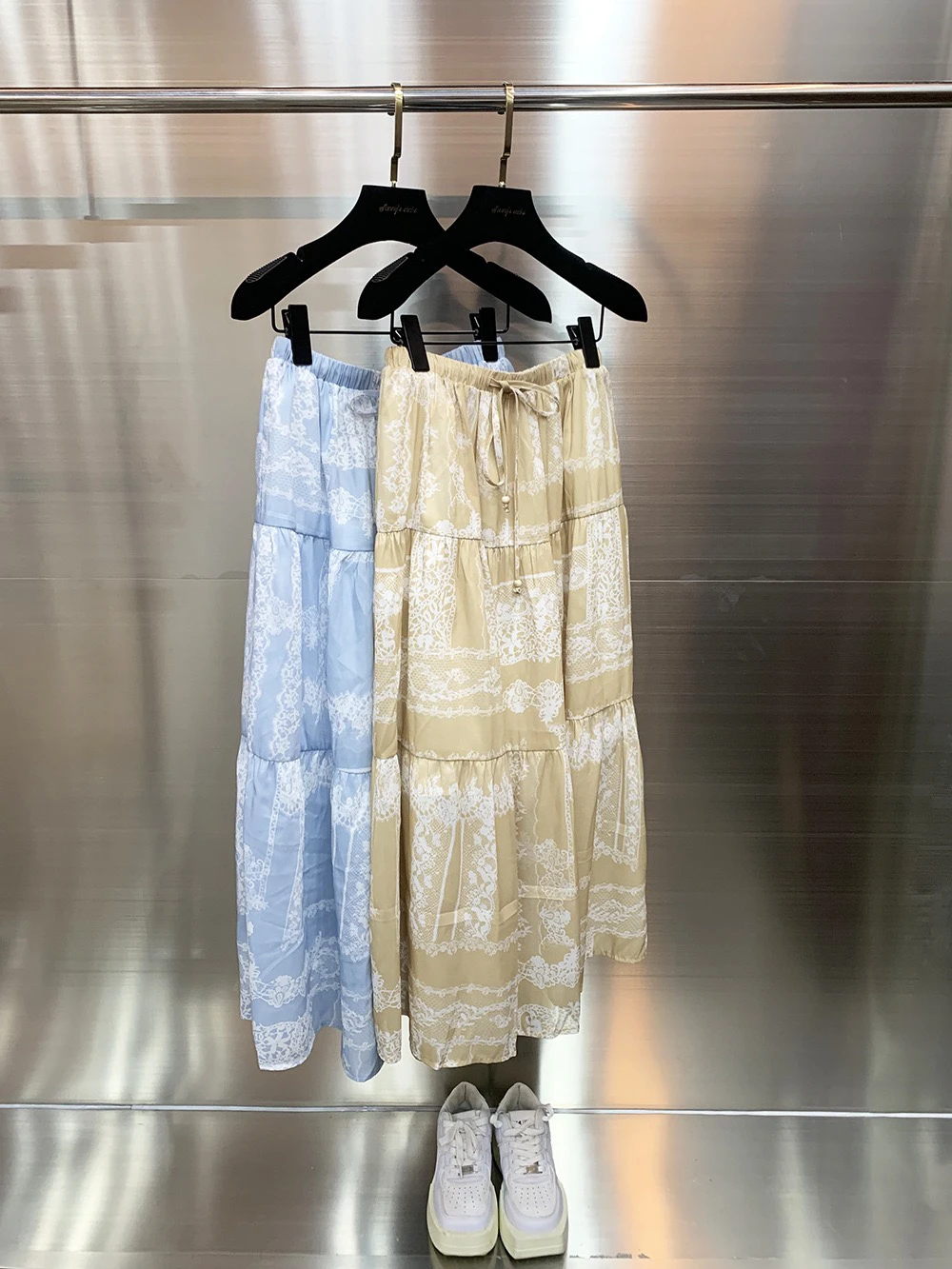 

Летняя коллекция 2025: Корейская юбка с принтом, свободного кроя, с высокой талией, А-силуэт, для повседневной носки и офиса, модная женская модель