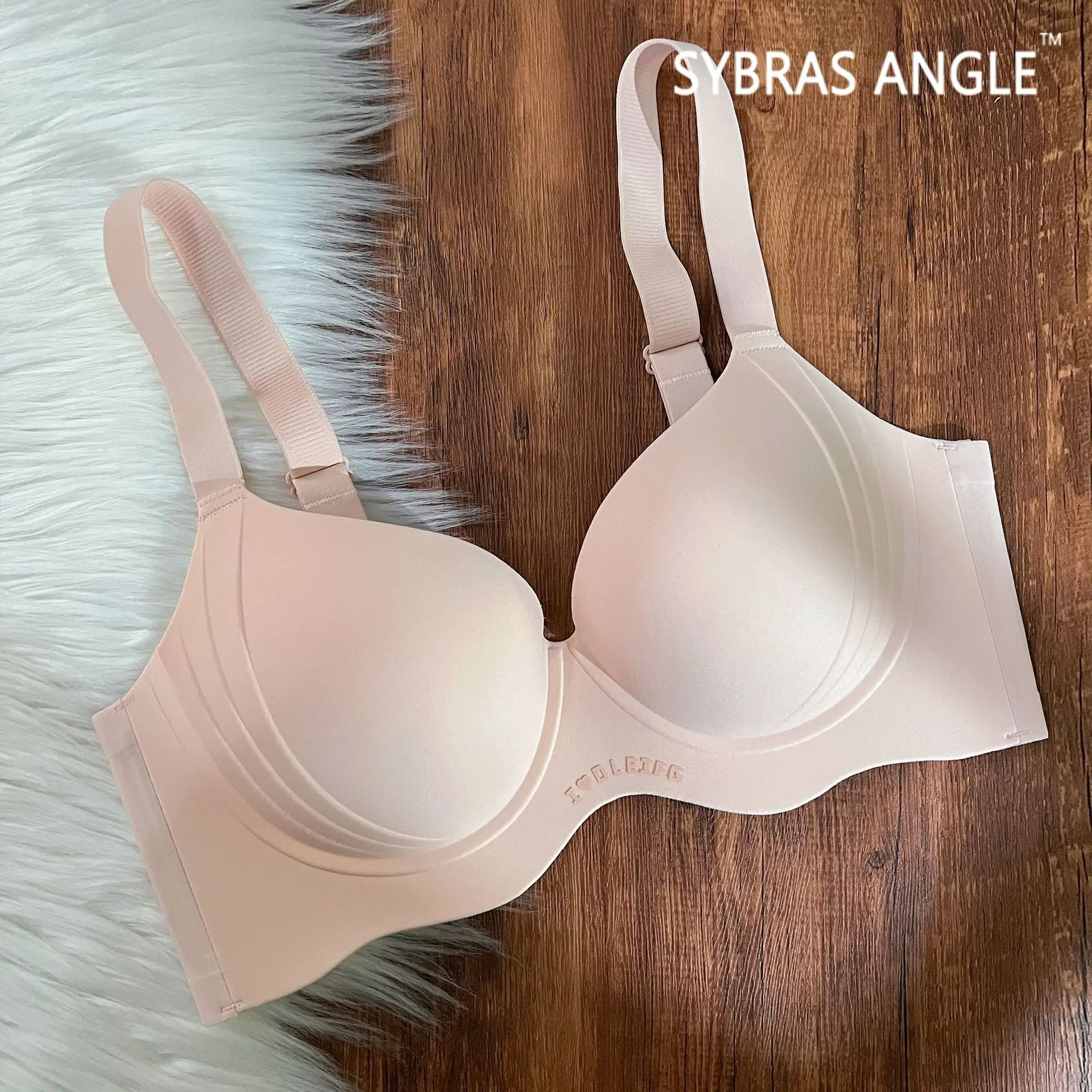 Dámská tenká prodyšná push-up podprsenka s kosticemi, vytahovací, proti prohýbání prsou, pro větší velikosti - náhled 2