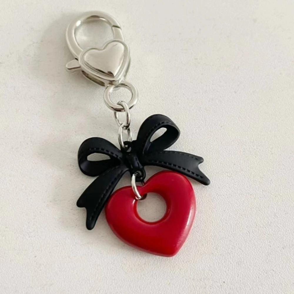 Black Leather Bowknot Red Hollow Heart Keychain Y2K Grunge Fashion Bag Backpacks Hanging Ornament Retro Car Key Chain view 5