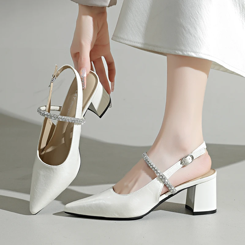 

*Summer New Pointed Square Heel Comfortable Casual Sandals Fashionable and Sexy Hot Selling Party Rhinestone Sandals for Women