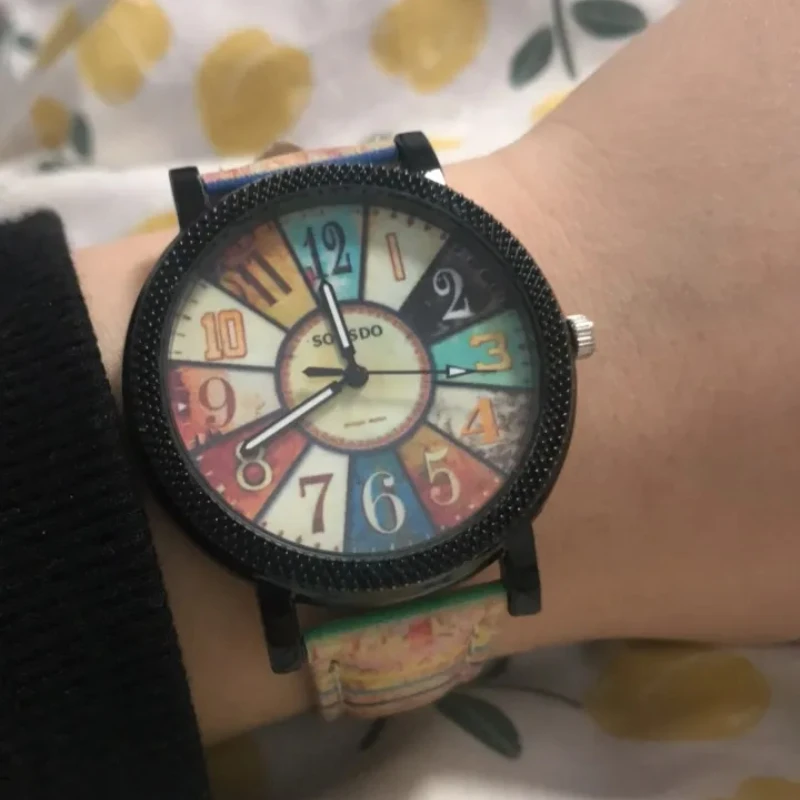 Vintage Turntable ผู้ชายและผู้หญิงนาฬิการูปแบบลายหนัง Lucky Boy และสาวนักเรียนควอตซ์นาฬิกานาฬิกาของขวัญวันเกิด