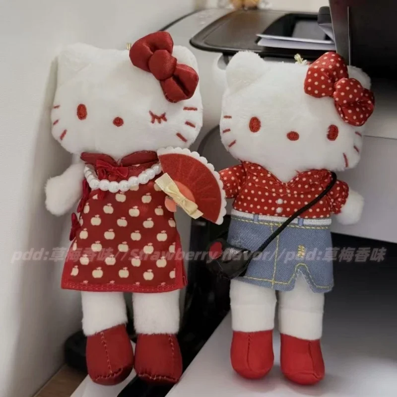 Sanrio Hello Kitty Long Leg Series Dopaminfarbene herzförmige Schnalle, weicher Plüsch-Schlüsselanhänger, Einkaufsrucksack, Dekoration, Mädchen-Geschenk