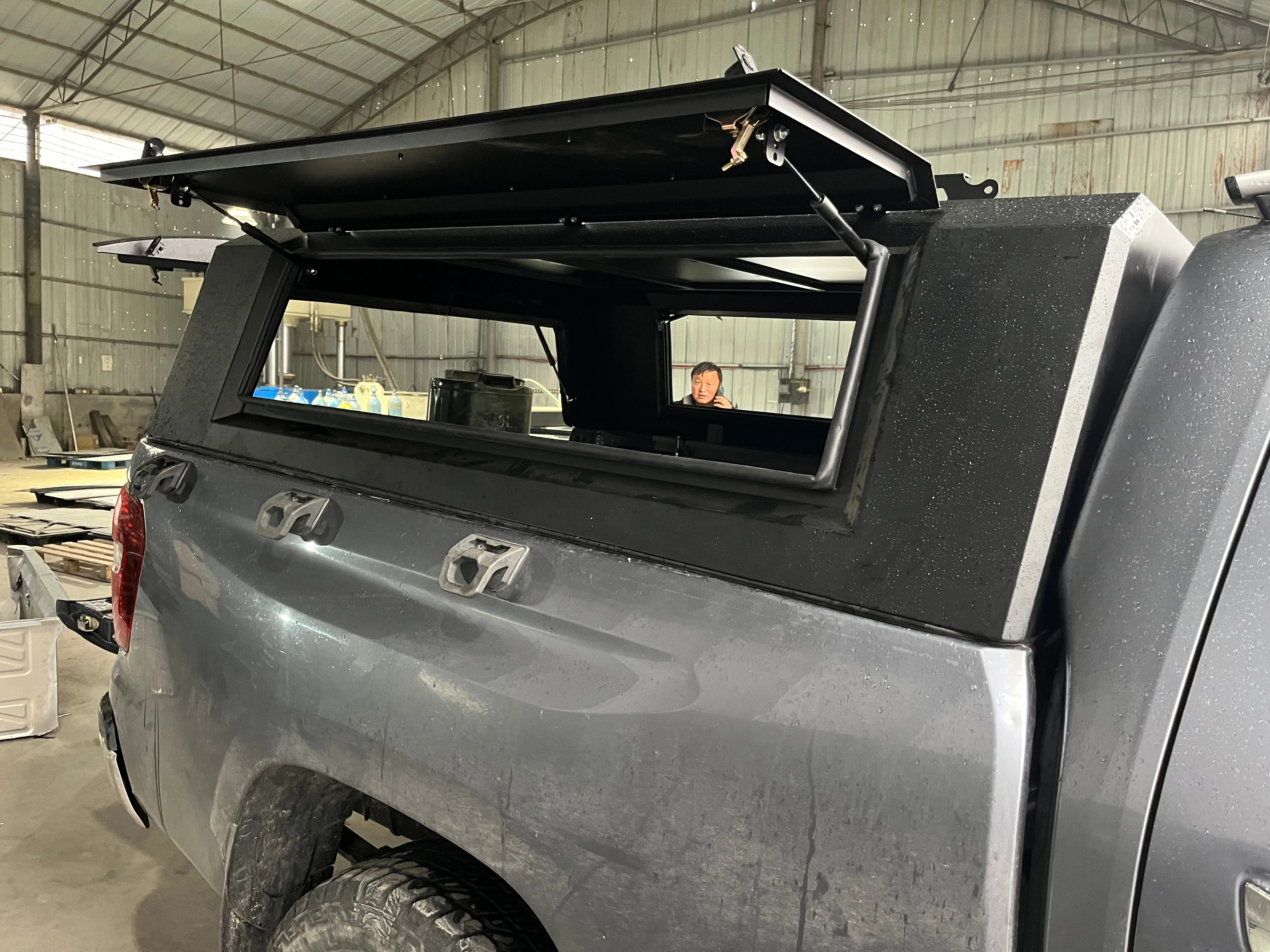 

Новый выдвижной водонепроницаемый чехол из алюминиевого сплава для пикапа Navara T60, грузовик-кровать с функцией блокировки, хвостовая коробка на заказ