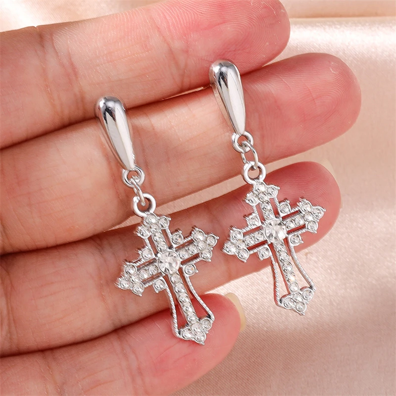 Modische Kristall-Metall-Kreuz-Ohrstecker für Frauen und Mädchen, Party- und Festival-Schmuckgeschenke – Detail 1