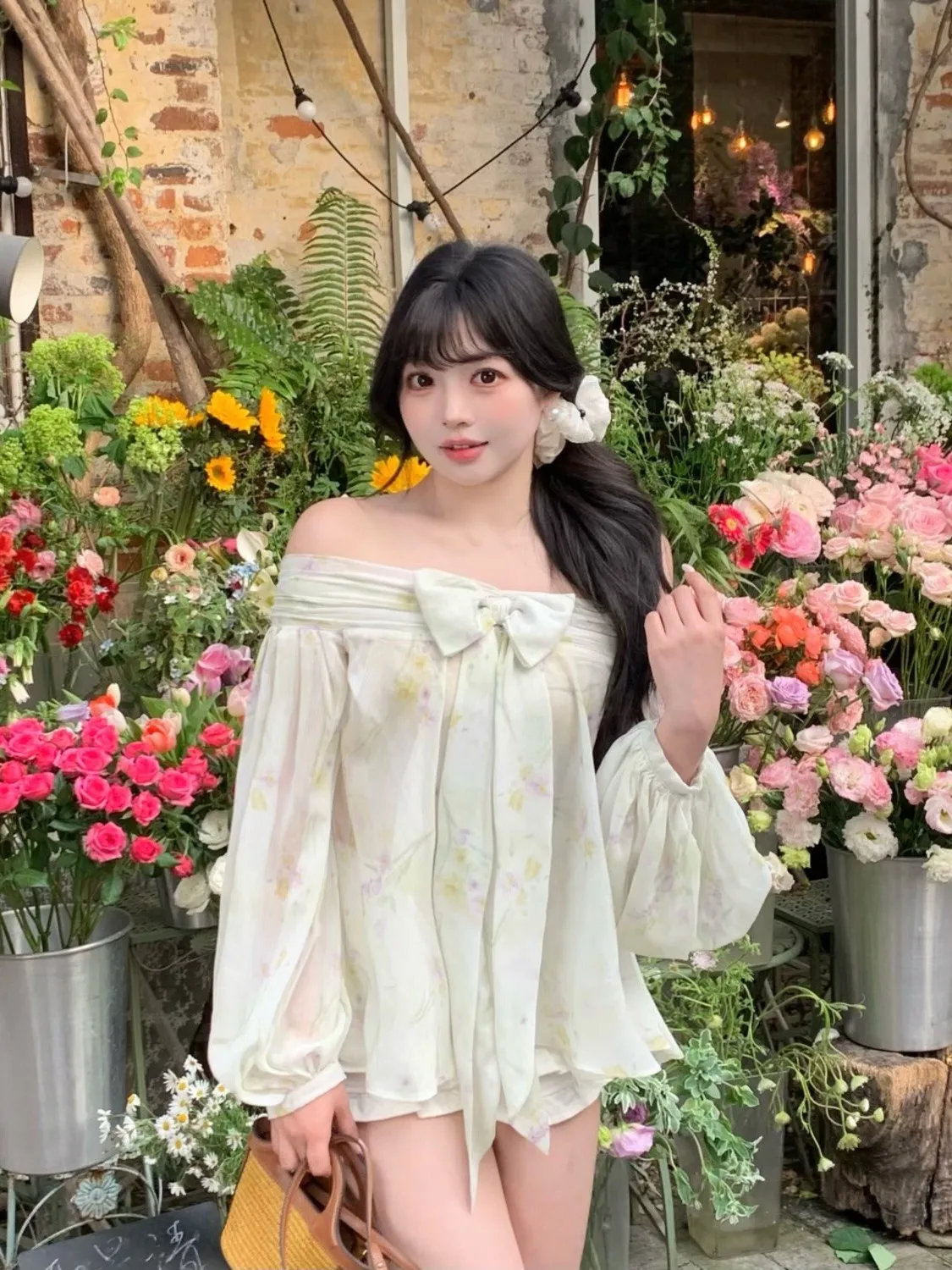 

Летний женский топ MengFairy в корейском стиле: нежный кружевной шифон, однотонный, свободный крой, длинный рукав, дизайн на одно плечо