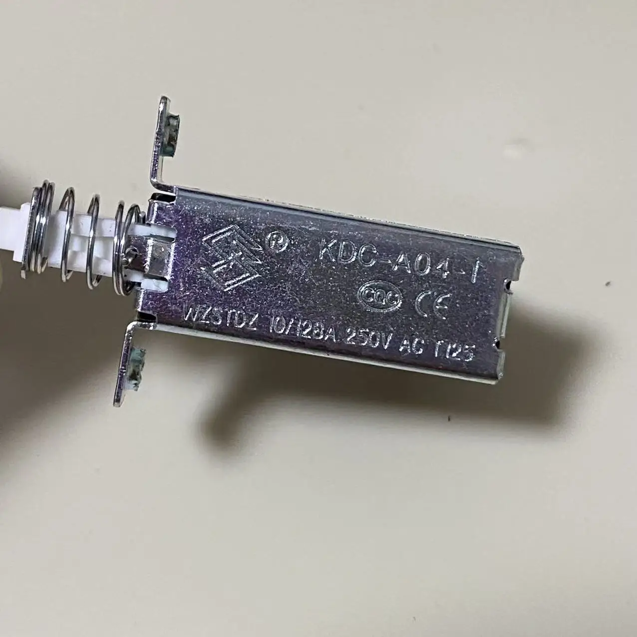 Heater gear switch 10A 250V AC SPST 2 Pins Push Button Power Switch KDC-A04-88 KDC-A04 Since the lock