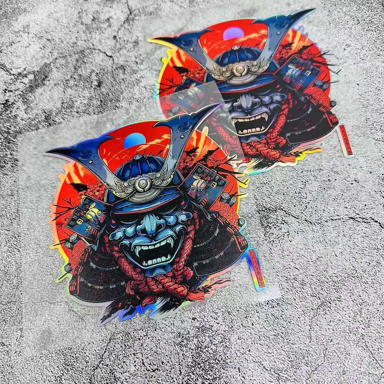 

1PC Holographic Japanese Samurai Helmet Sticker (Vibrant Color) - Stylish Vinyl Decal For Car & Daily Decor