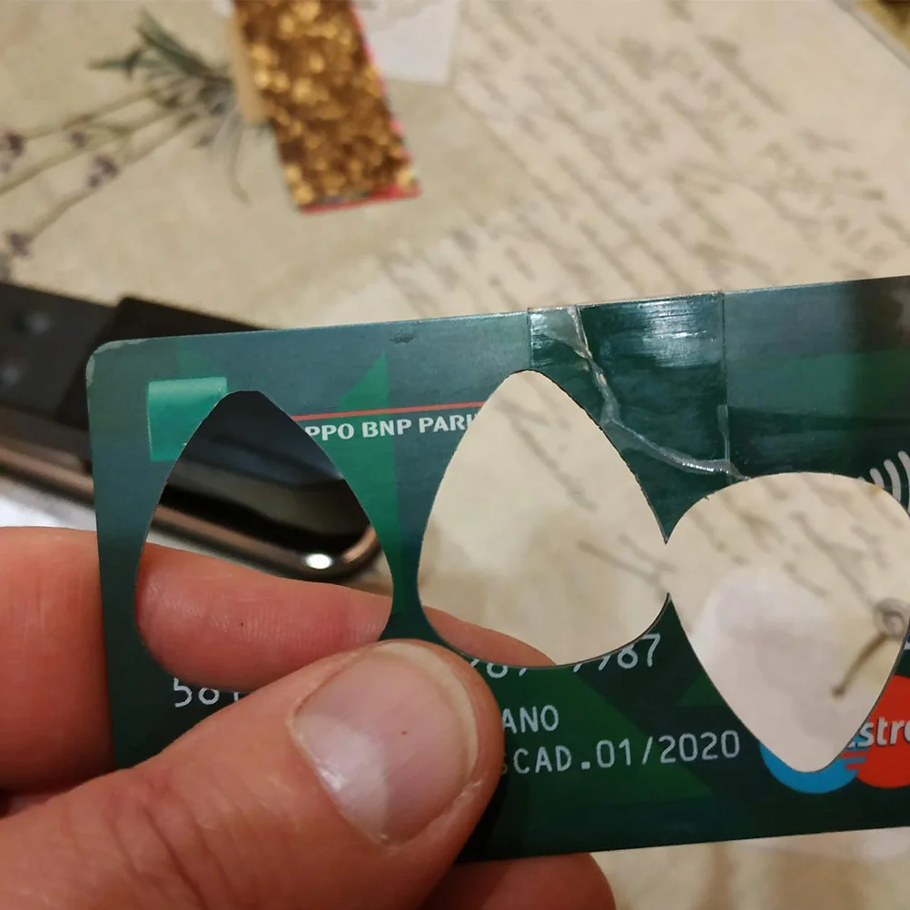 

1 set Guitar Pick Punch Tool Diy Kit For Making Picks From Credit Cards Plastic Sheets Compatible With Guitar Ukulele Bass