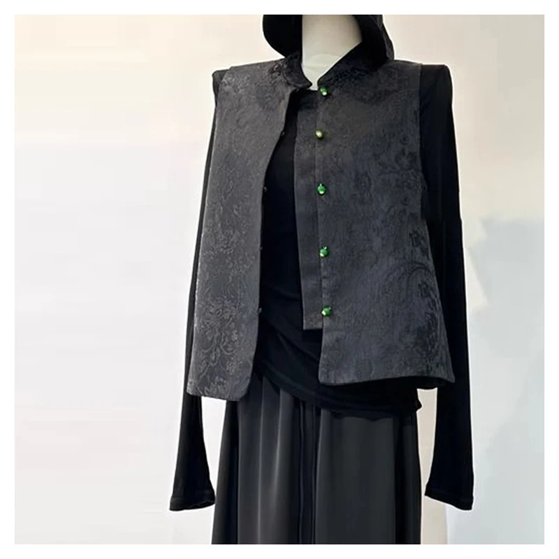 

New Chinese Jacquard Standing Collar Vest Women's Spring 2024 New Simple Chinese Style Pearl Buckle Loose Horse Clip