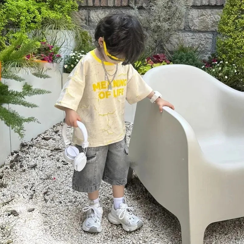 Children's Short Sleeved T-shirt + Black Gray Denim Five Quarter Pants Shorts 2pcs Set Boys Handsome Kids 2025 Summer Clothing