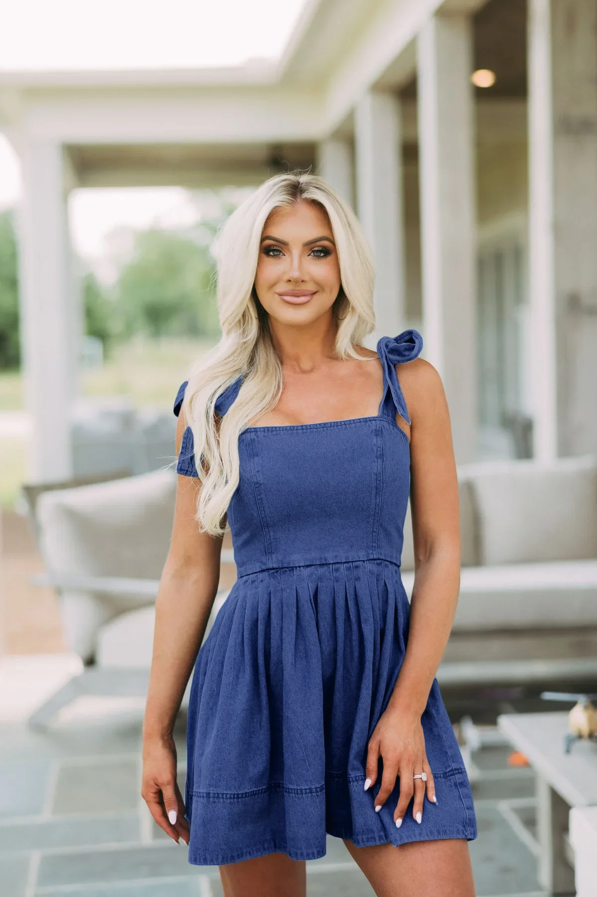 Abiti jeans estivi da donna Mini abito casual senza schienale in denim con spalline