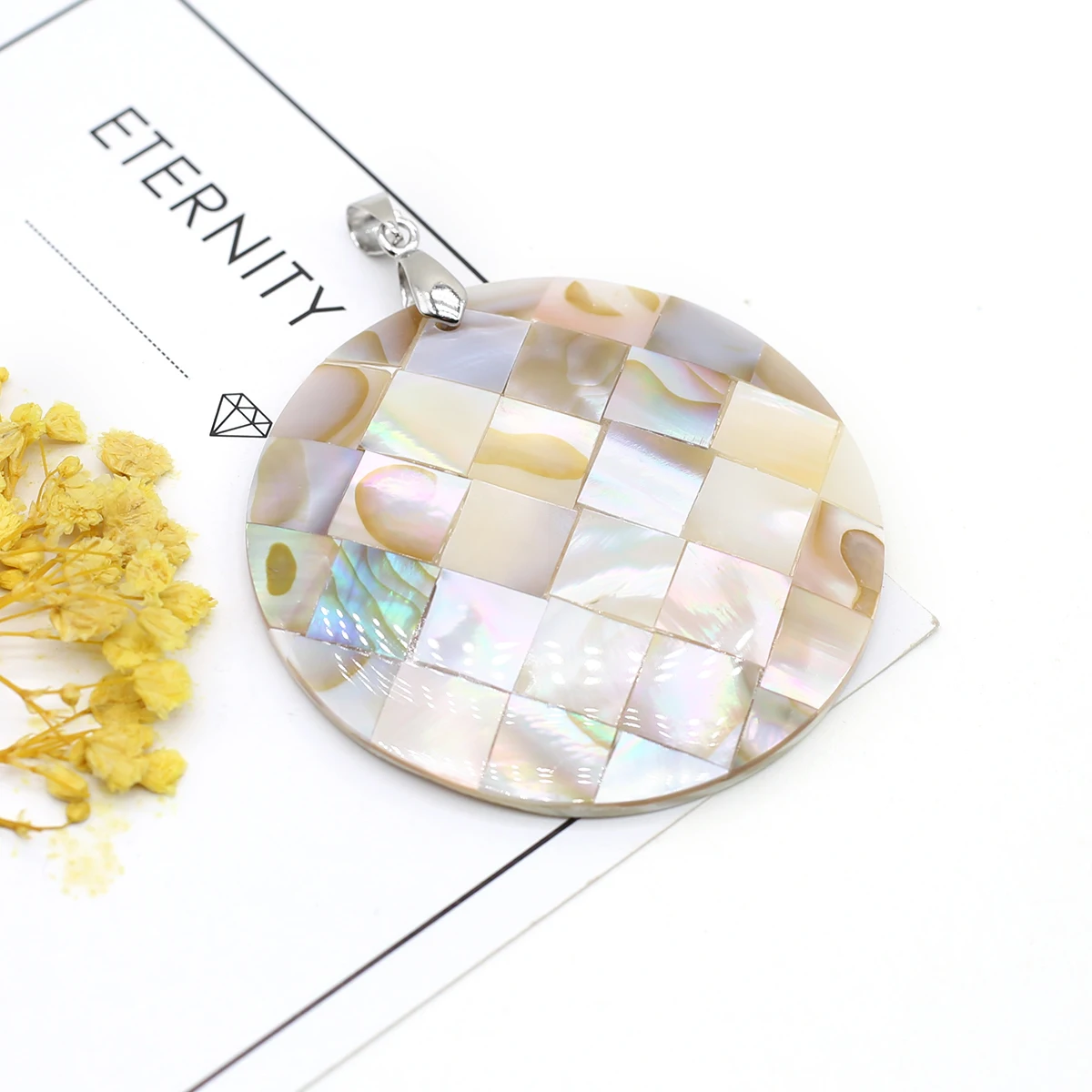 Natural Shell Pendant Round shape Mother of Pearl Exquisite charms For jewelry making DIY Necklace earring accessories