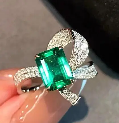 

Elegant Cutout Bowknot Princess Cut Emerald Full Diamond Couple Ring For Women Green S925 Silverd Anniversary Gift Jewelry