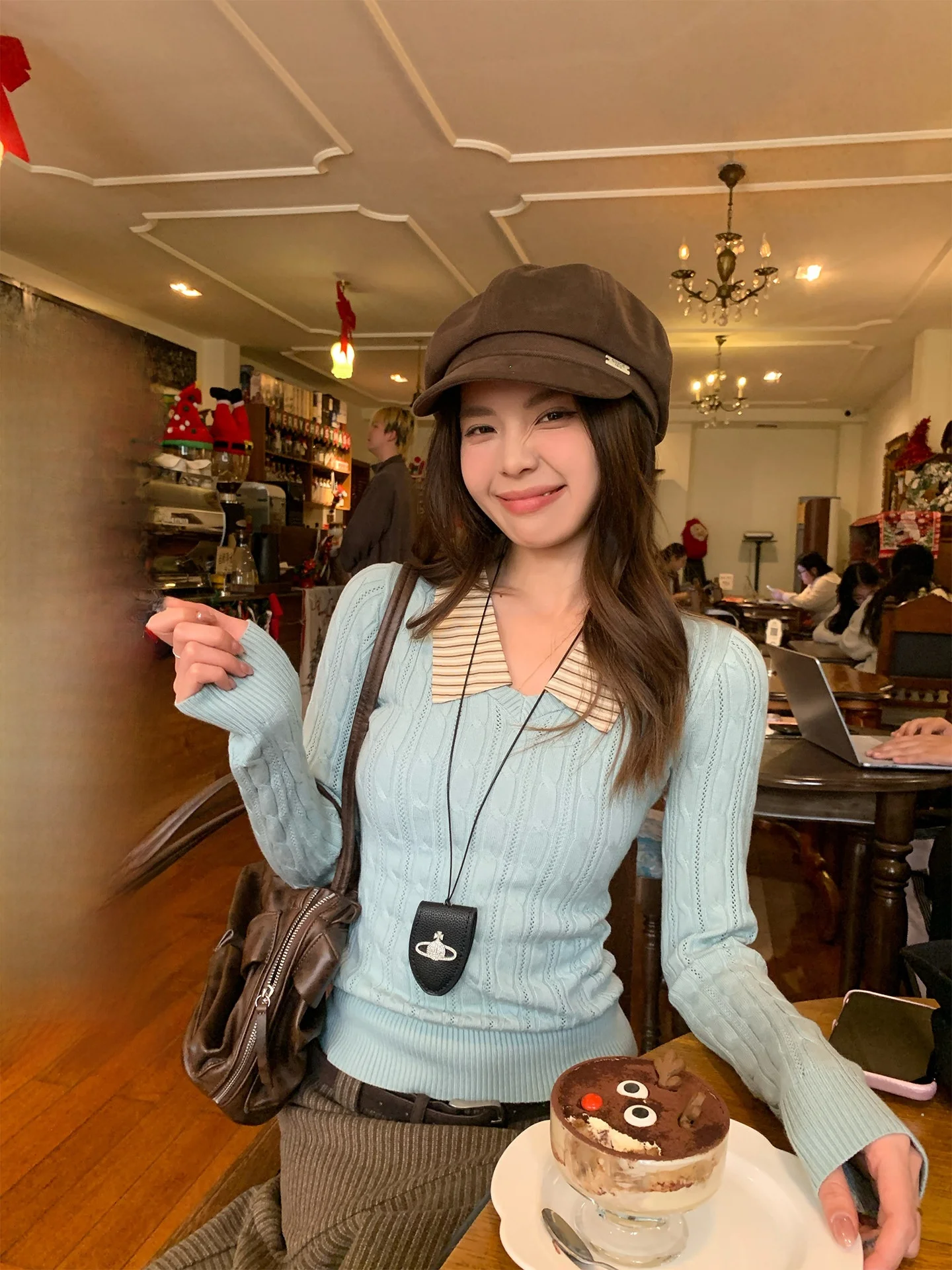 

Женская облегающая вязаная базовая кофта Song Zhengen: новая зимняя модель с отложным воротником, модный топ для повседневной носки