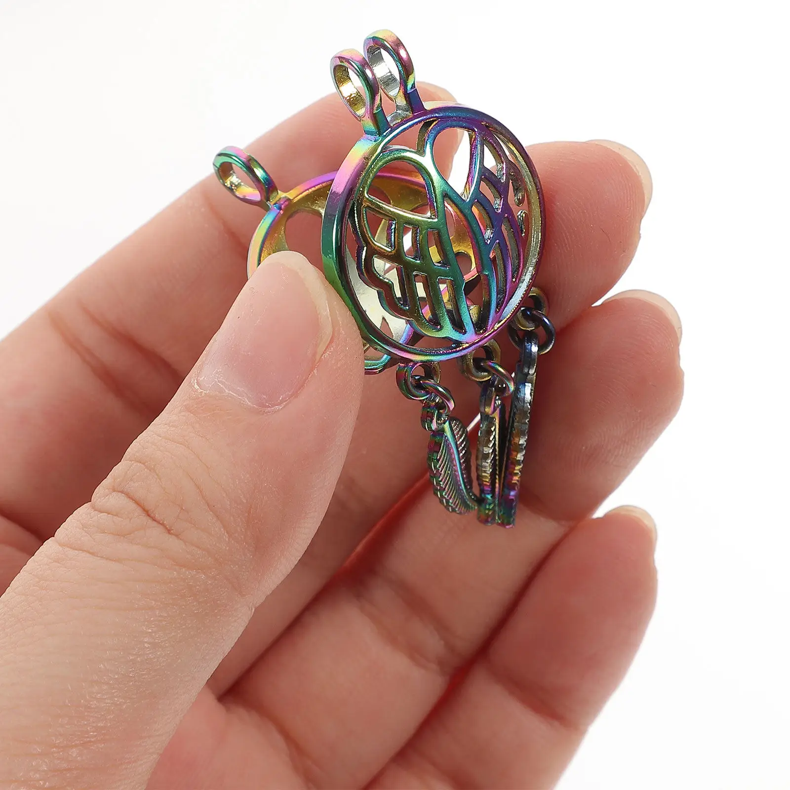 

2Pcs Exquisite Essential Oil Pendants Necklace Hanging Aromatherapy Diffusers Portable Fashion Jewelry for Women Birthday