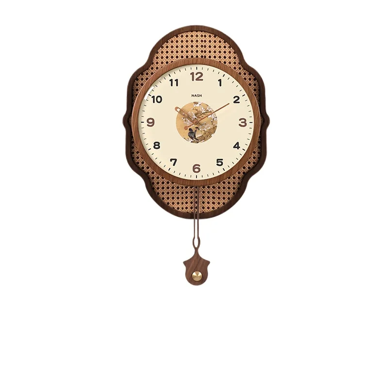 LMM French antique wall clock living room light luxury wall watch Chinese retro art clock wall hanging advanced