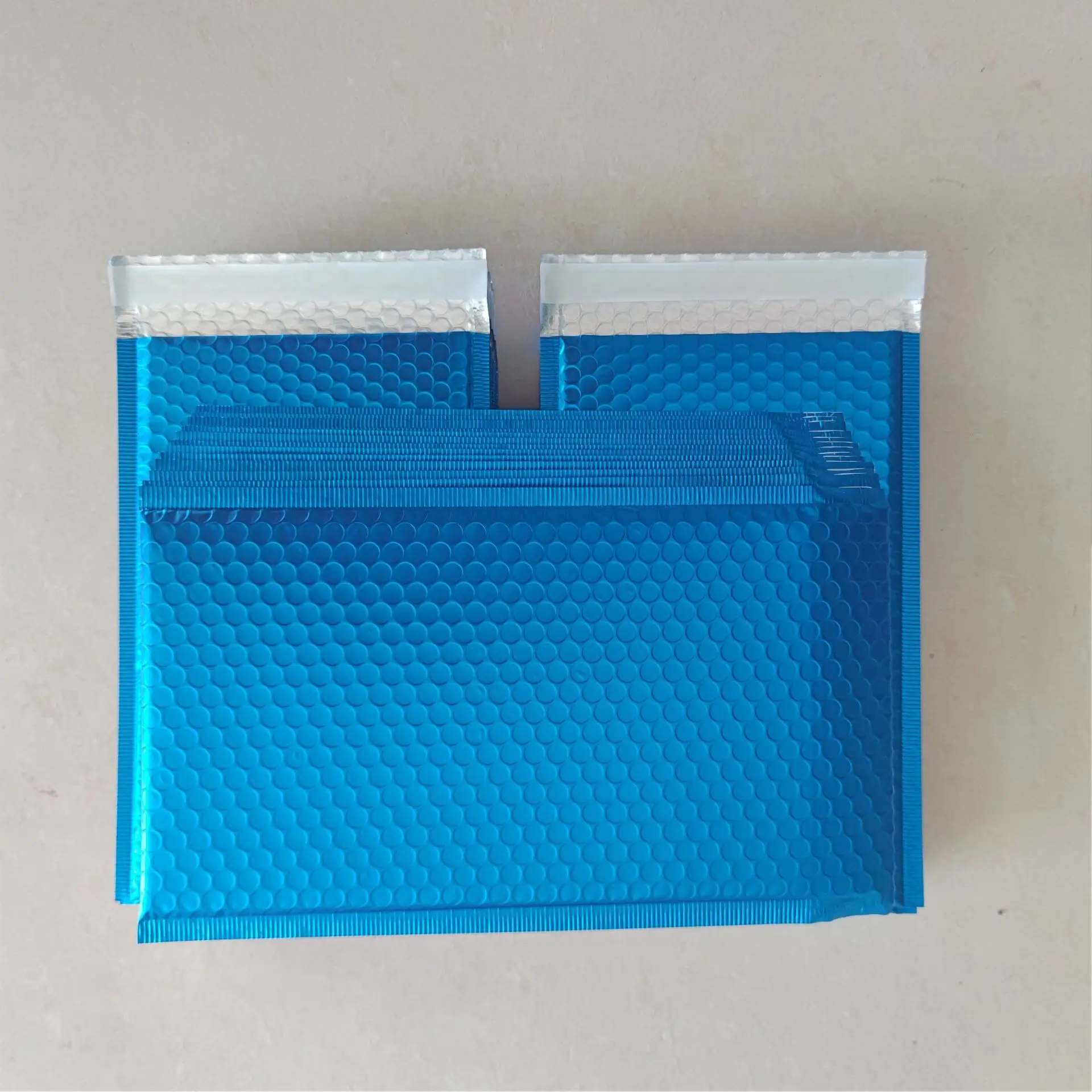 Suddlewendel 12 Stuks Blauw Poly Bubble Mailers Aluminiumfolie Zakken Gewatteerde Enveloppen Zelfzegel Bubble Envelop Verzending Mailer