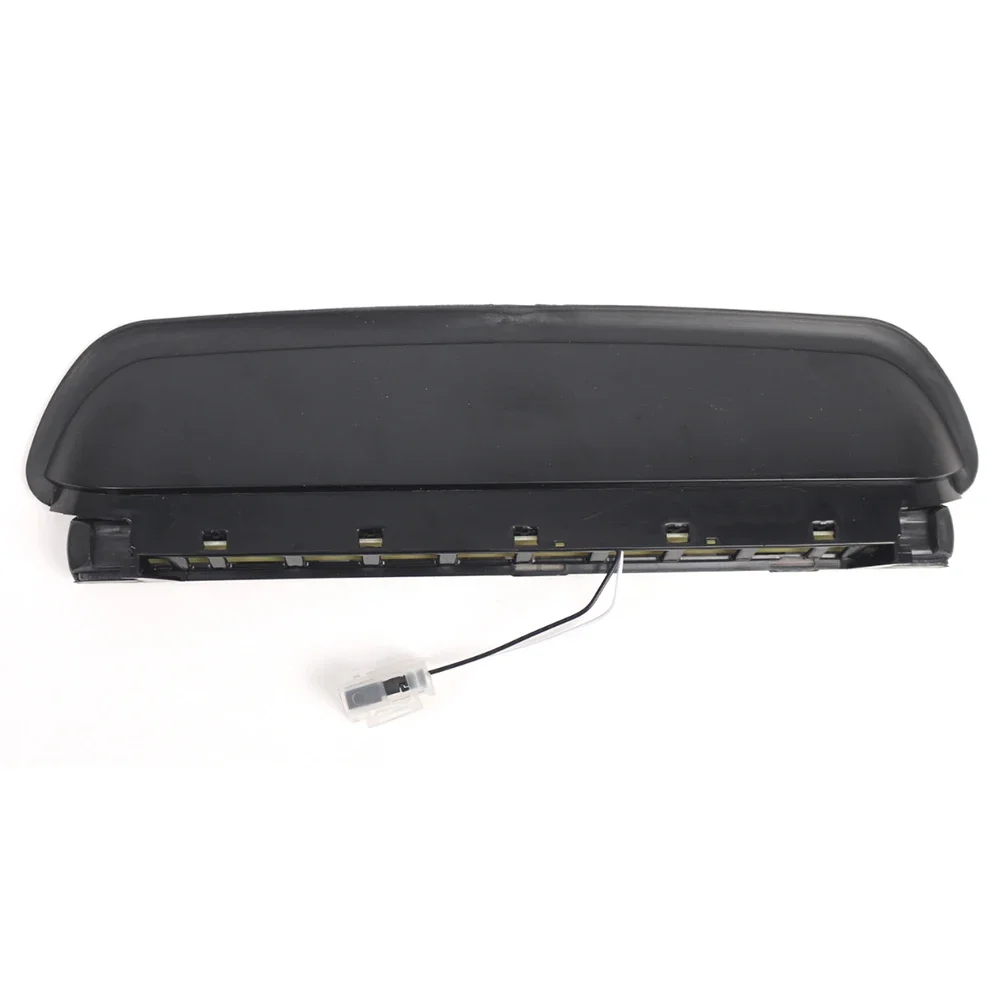 

Car Accessories Brake Light Practical Rear Lamp Wear-Resistant Brake Light 12V Voltage Made Of ABS Material ABS Black