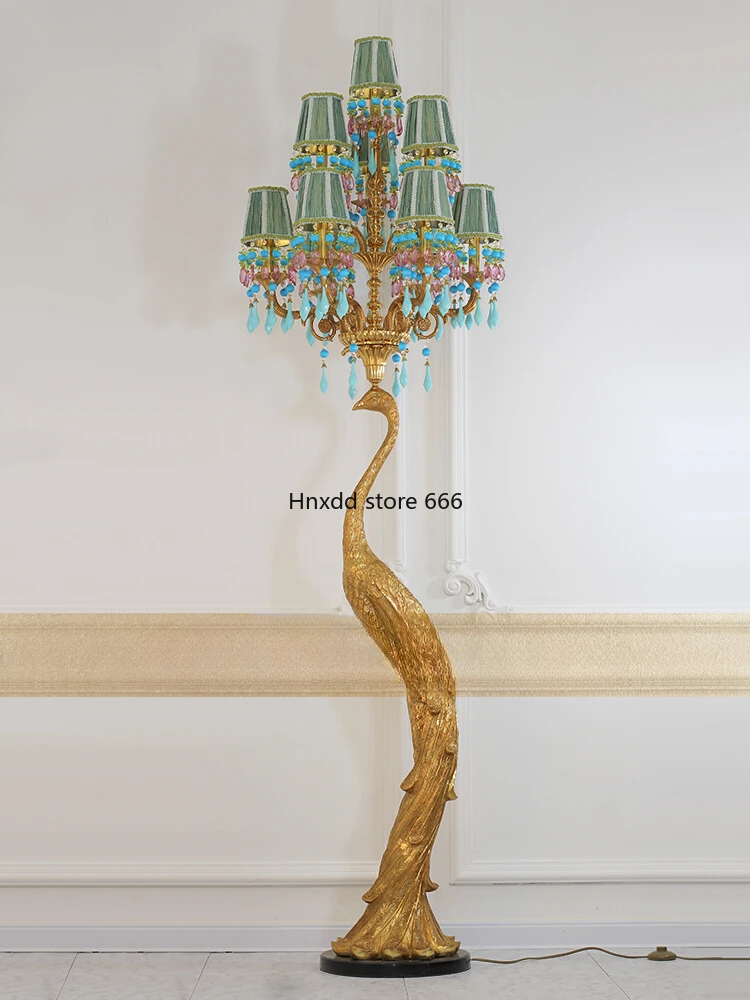 French high-end luxury retro all-copper peacock floor lamp European villa art decoration