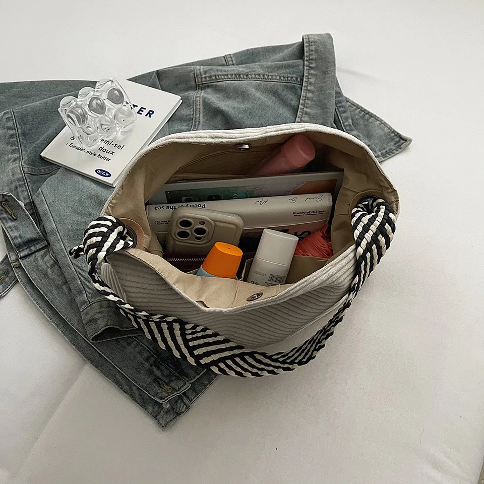 حقيبة نسائية كلاسيكية حقيبة يد سروال قصير ناعمة حقيبة كتف نسائية واسعة حقيبة يد مغناطيسية للتنقل #5