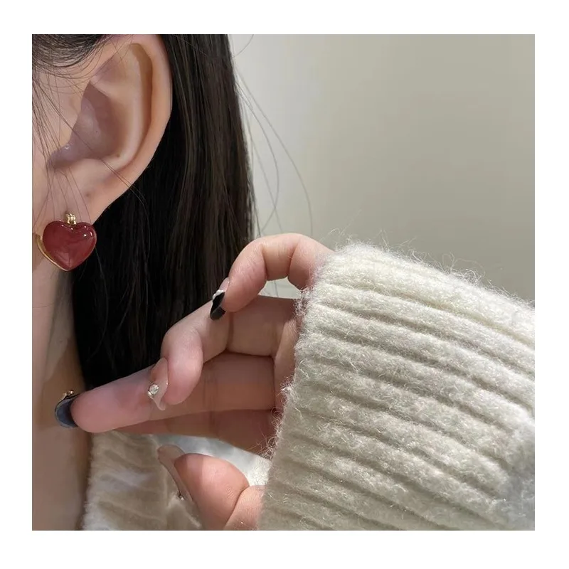 

Earrings Women's French Retro Love Enamel Glazed Ear Buckle Earrings Literary Color Love Earrings Qingdao Jewelry