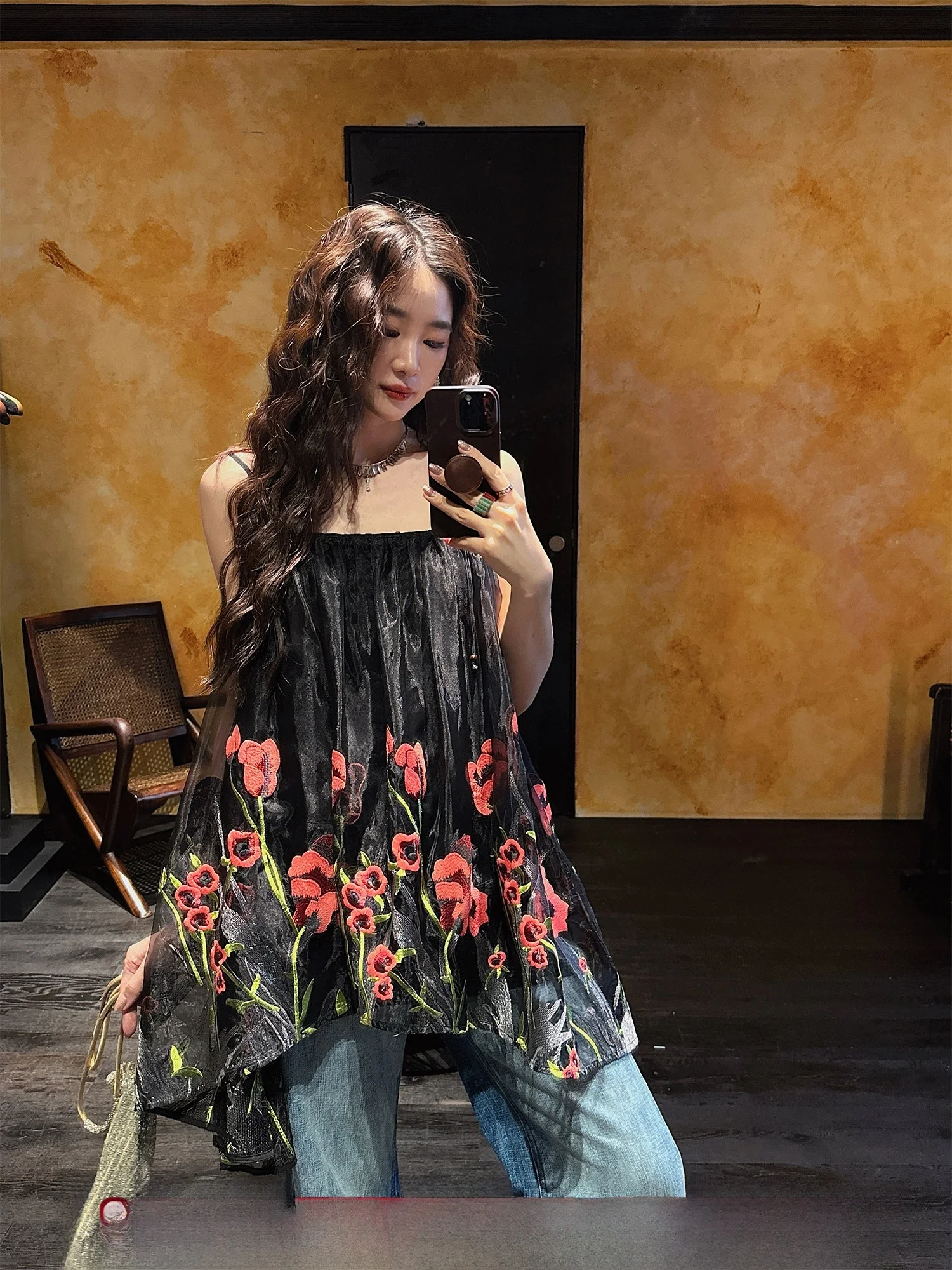 

Новая модель женского топа Sanji Bla Flower adow Live Flower в китайском стиле с вышивкой, на тонких бретелях, для летнего отдыха на природе