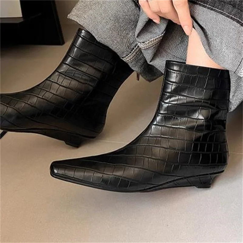 Crocodile Pattern Shoes For Womens Square Toes Ladies Low Heels Female Short Boots Solid Zapatos Mujer Leather Chassure Femme