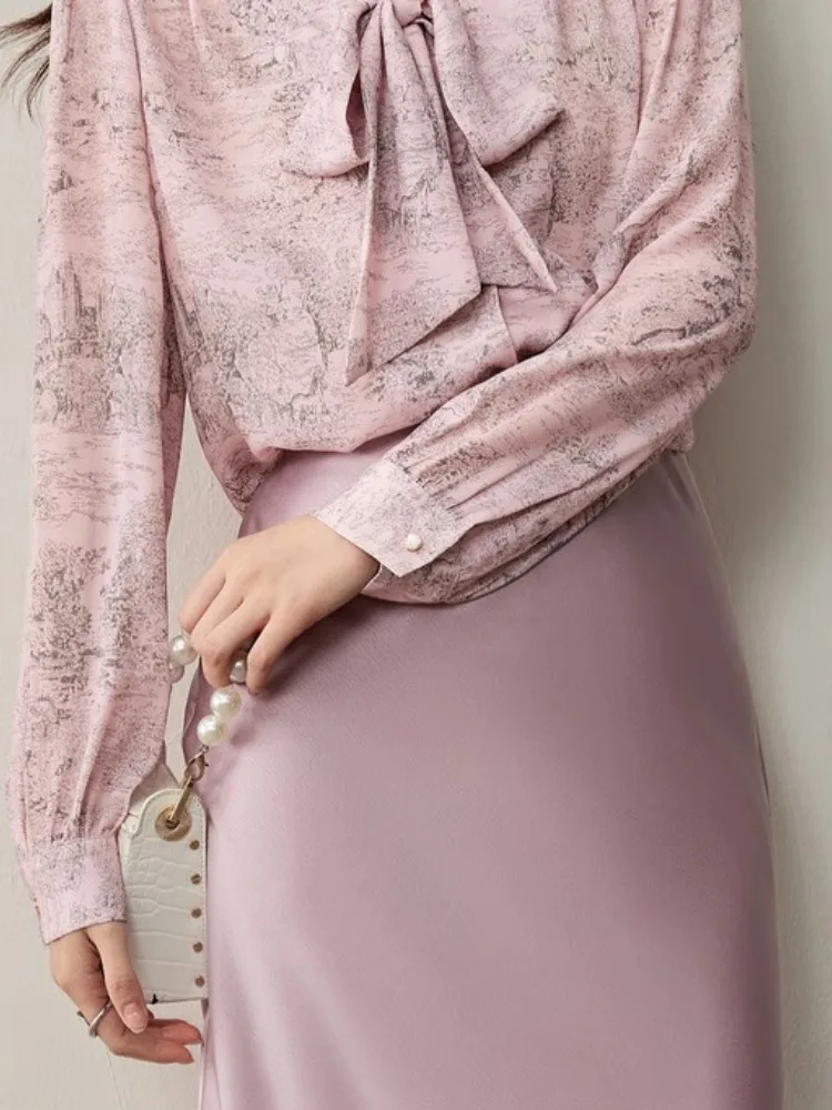 SENTUBILA エレガントなレディースブラウス 2025年秋 レースアップ Vネック メタルビーズバックル ルーズトップス 長袖シフォンシャツ 153VC2613