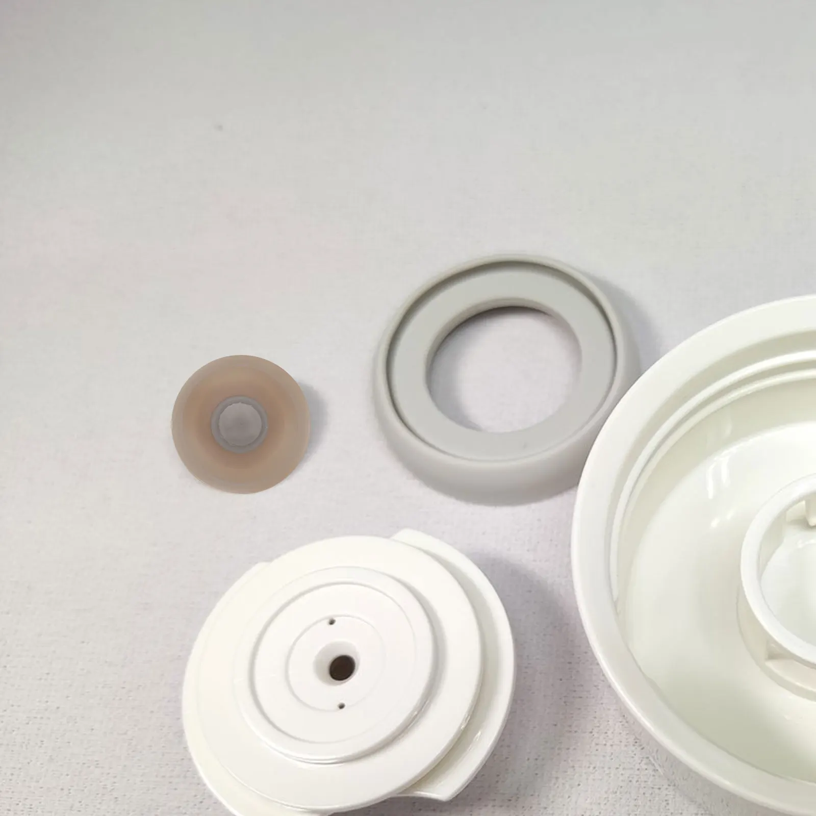 

5Pcs Water Bottle Silicone Spill Proof Cap Stopper Leakproof Plug Belly Bottle Reusable Spill Proof Stopper Accessories