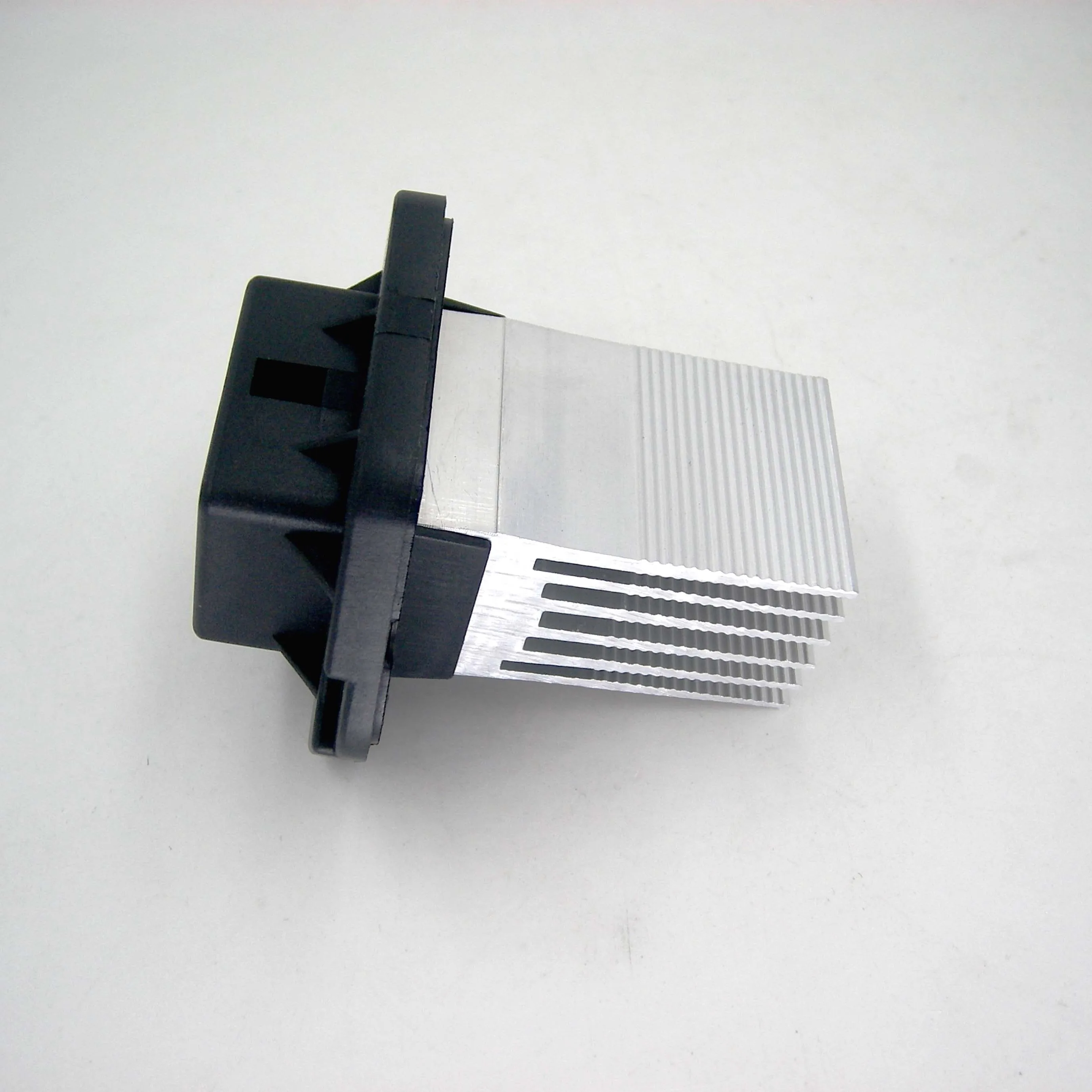 

Blower Motor Resistor AC Heater Fan Controller 97179-1F200 971791F200 RU800 For Kia Sportage Mk2 Cerato Lion Running for Sore