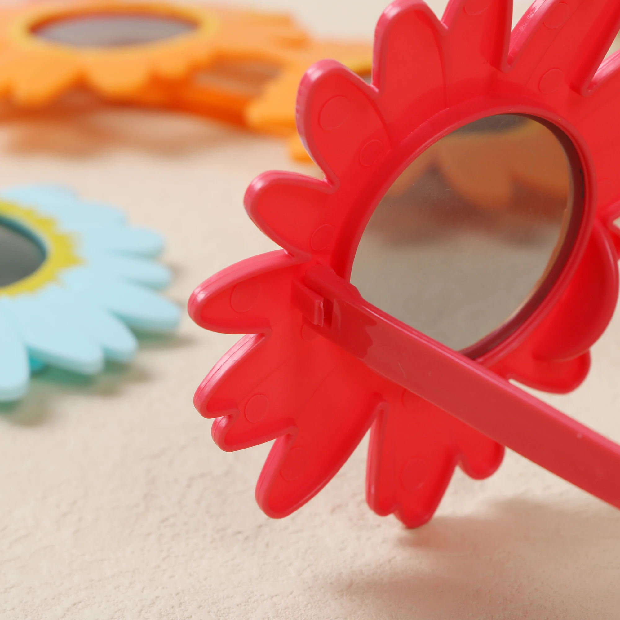 Sonnenblumen-Sonnenbrille, kleine Gänseblümchen-Form, Sonnenbrille, lustige Party, dekorative Brille, Kunststoff, Sammeln, Picknick, Fotografie-Requisiten – Detail 18