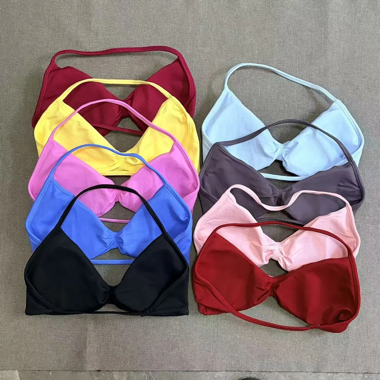 Women's Strappy Sports Bra High Support Seamless Halter Gym Top Backless Push-Up Scrunch Yoga Workout Fitness Removable Cups