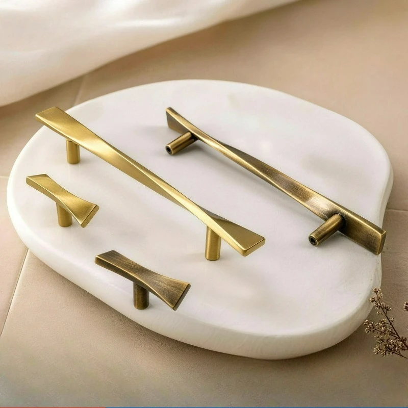 1PC  Light Luxury Personalized Brass Drawer Cabinet Door Handle, Modern Simple Cabinet, Home Hardware Wardrobe Handle