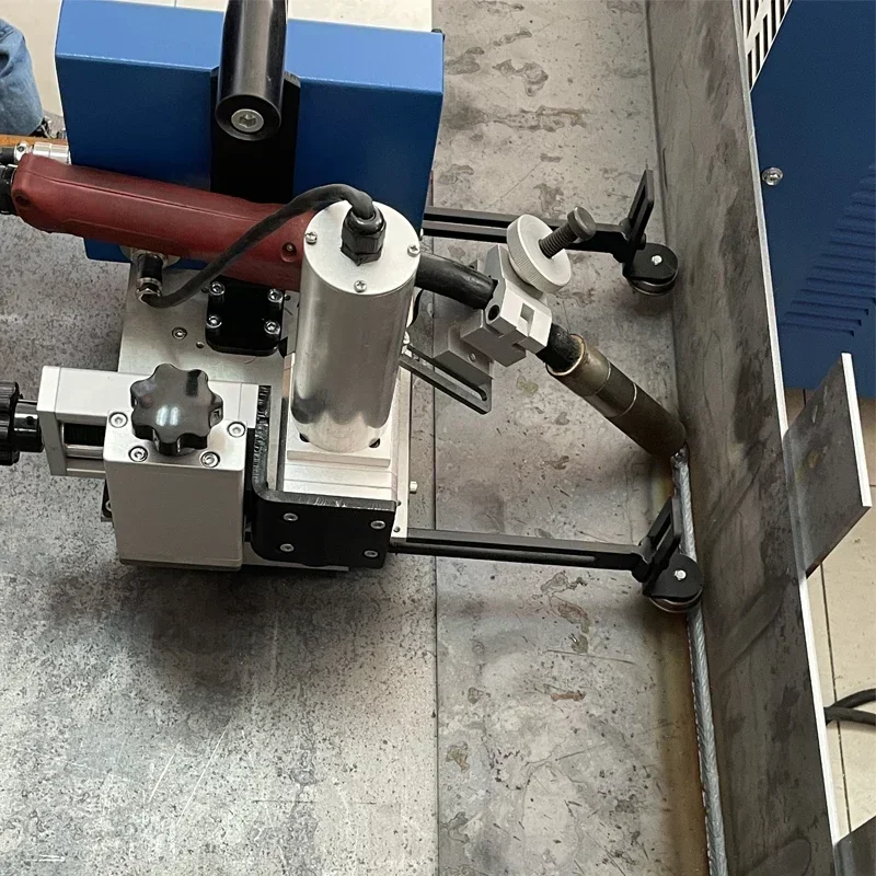 

2026 sell Automatic Wavering Welding Carriage with Magnet Seam Welders for Industrial Use Welding Equipment