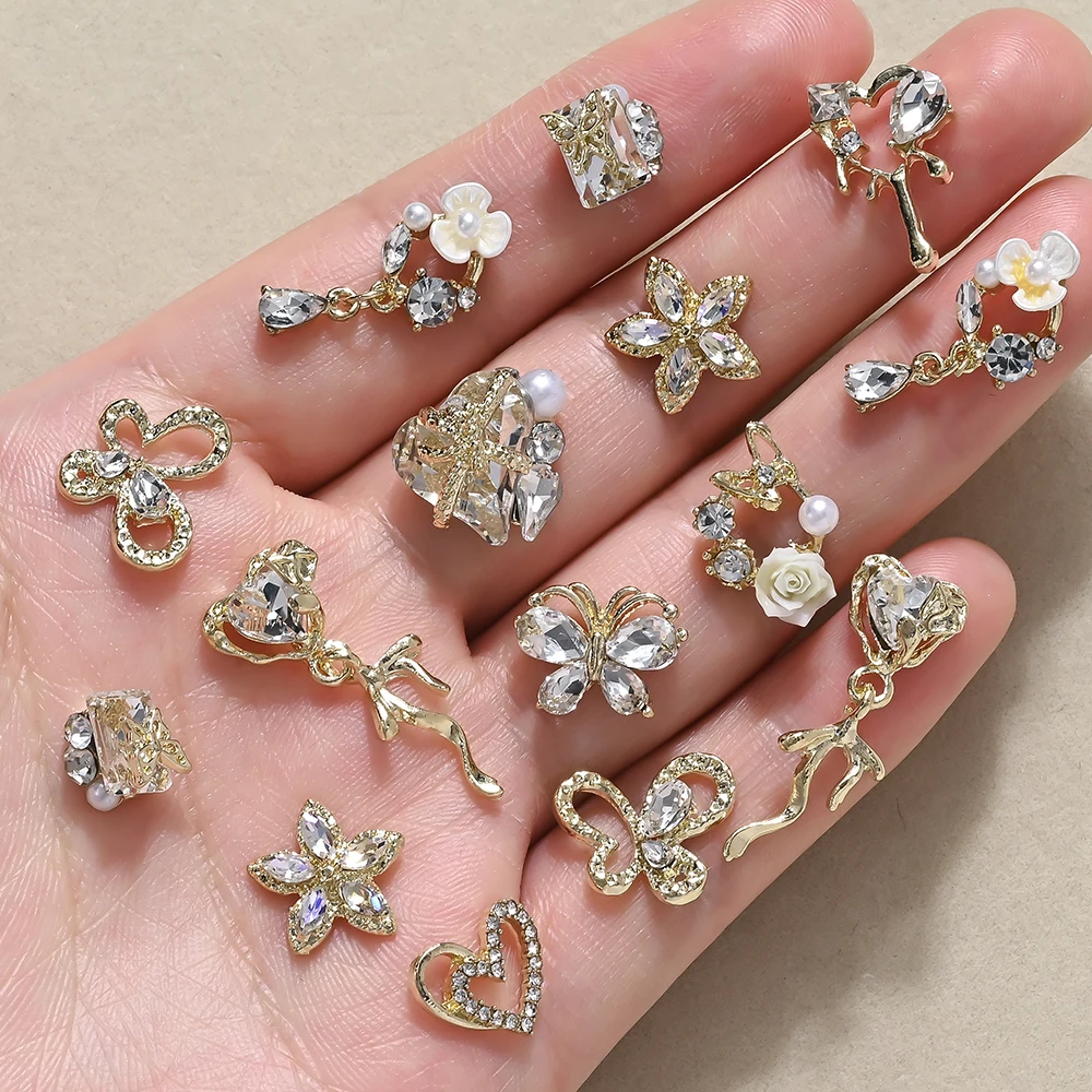 

20Pcs Gold Silver Butterfly Heart Crystal Rhinestones 3D Alloy Flower Diamond Nail Charms DIY Luxury Gems Manicure Decoration