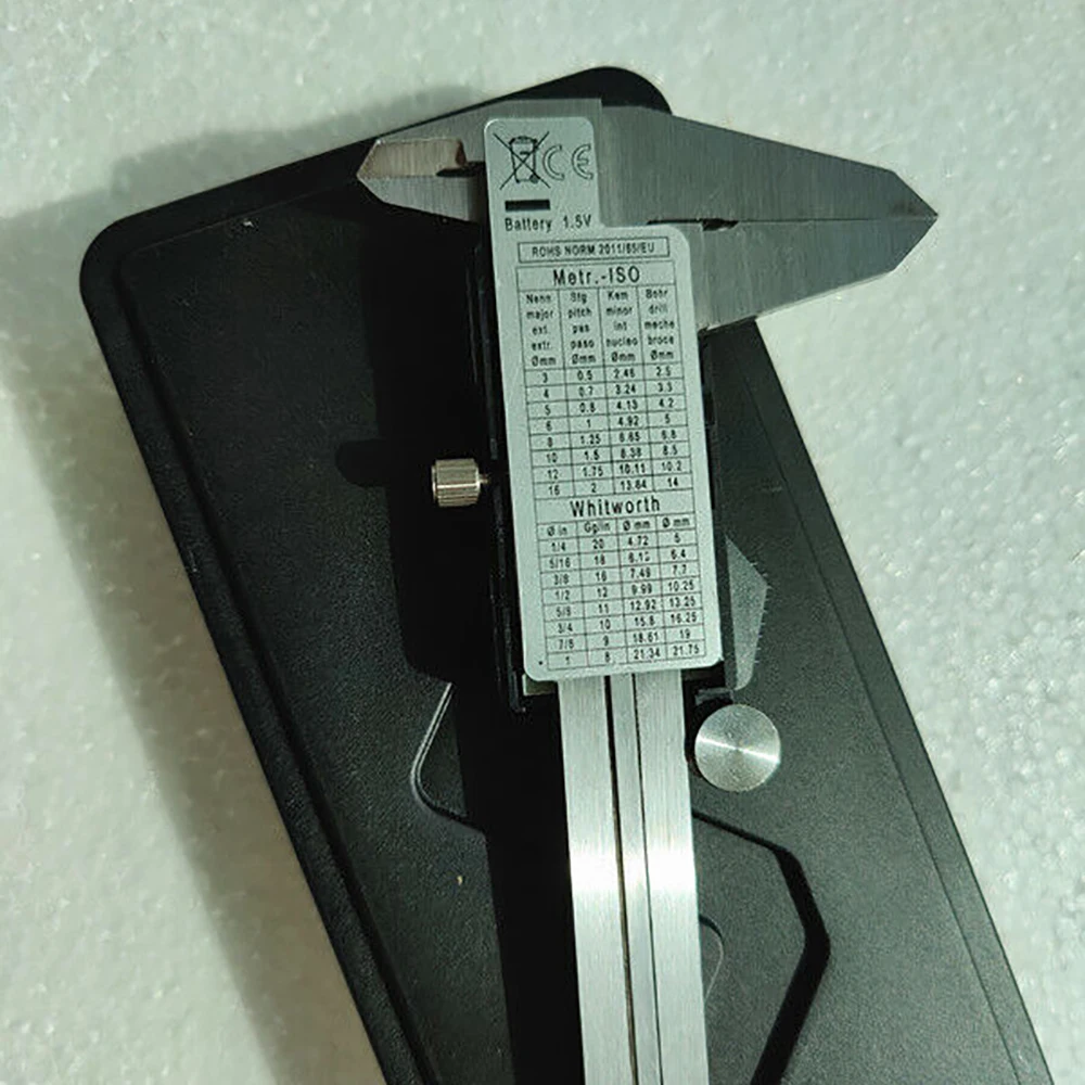 Metal Caliper Digital Pachometer Professional Vernier Caliber Measuring Tools Woodworking Thickness Gauge Depth Electronic Ruler