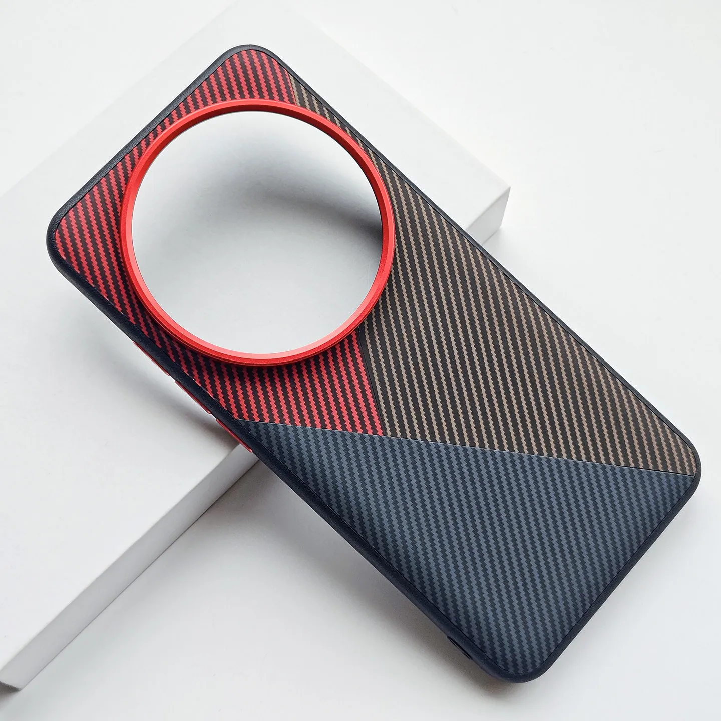 

For Xiaomi 17 Ultra Case Matte Hard PC Anti fingerprint skin-friendly Protect Cover For Xiaomi 17 Ultra Shell Shockproof Bumper