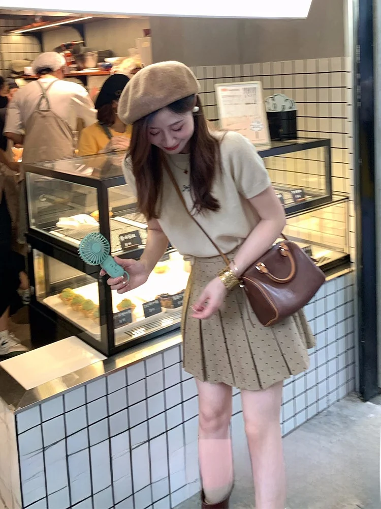 

Юбка А-силуэта в горошек с высокой талией, плиссированная, из смесовой ткани (хлопок, полиэстер, спандекс), приталенного кроя, для женщин