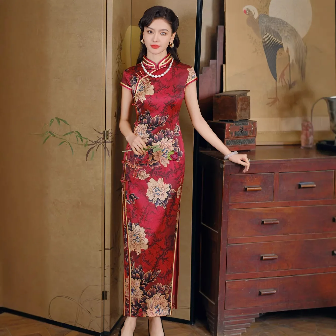 

Silk Red Wedding Suit Chinese Shanghai Style Floral Traditional Vintage Modern Cheongsam Qipao Women's Dress