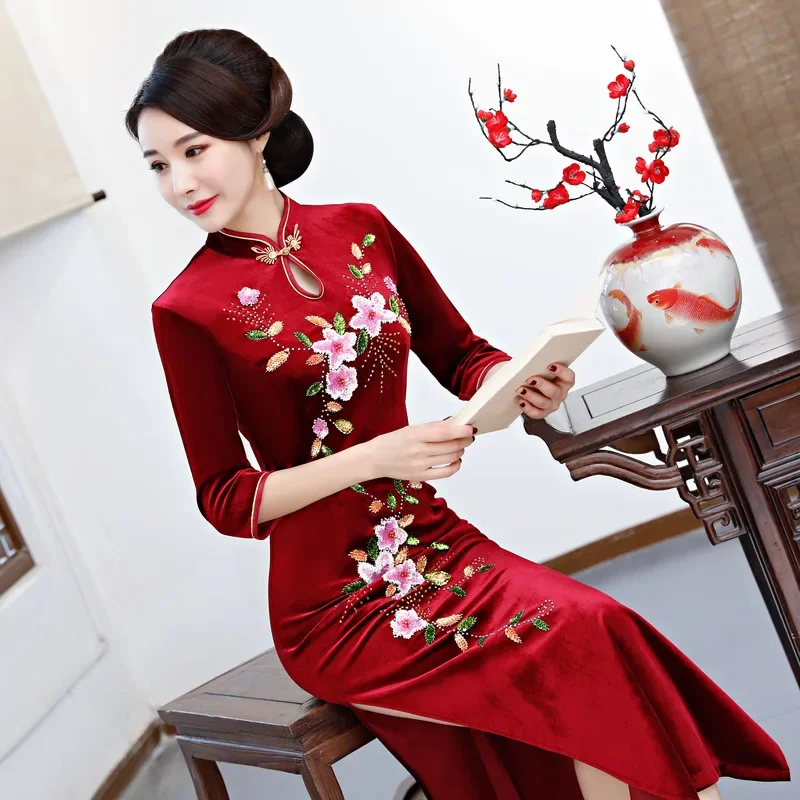 

New Handmade Cheongsam Stretch Velvet Long Beaded Cheongsam Fashion Sequin Bead Mother Dress Classic Modern Qipao Платье