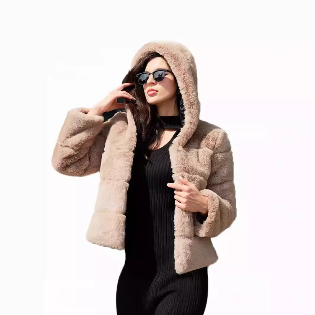 KIDCRKJ femmes hiver Imitation vêtements d'extérieur élégant fourrure garniture capuche mince Faux manteau pour femme trajet décontracté dame veste