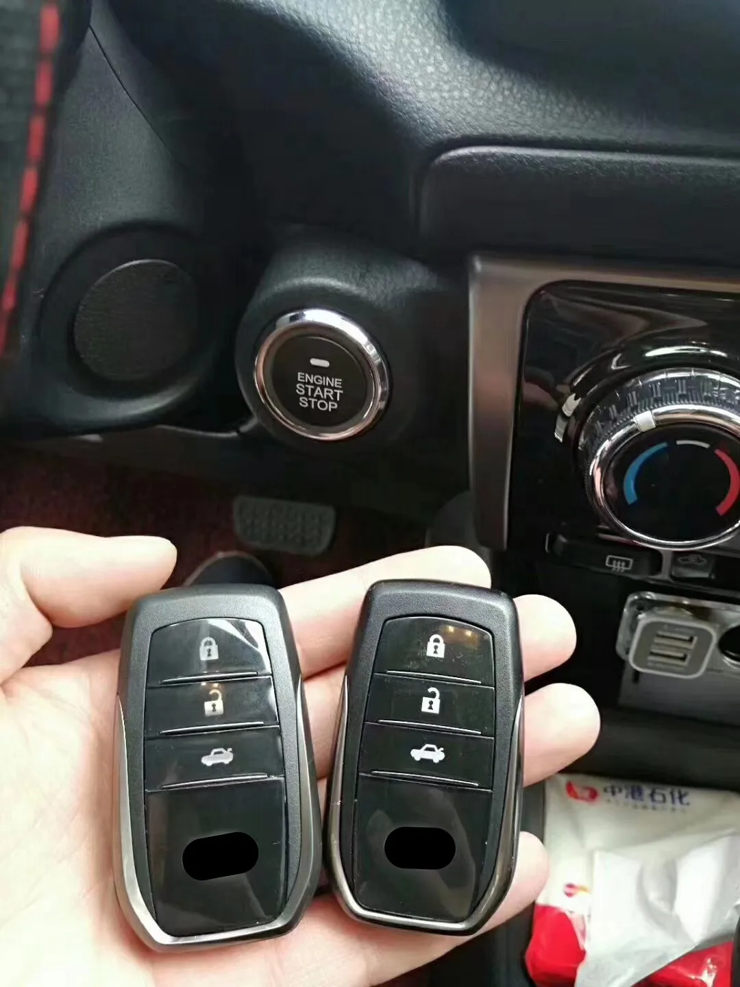 Add car keyless start stop system for TOYOTA YARiS Remote start and comfort entry system One touch start New remote key